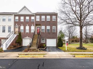 6600 Patent Parish Ln, Alexandria, VA 22315