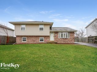 6600 Benich Ln, Plainfield, IL 60586