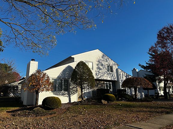 3rd image of 15 Sinclair Rd