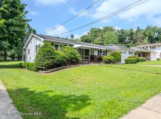 1146 Bennett St, Old Forge, PA 18518
