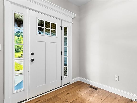 5th image of 7923 Walker Meadows Dr
