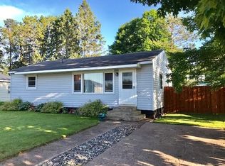 621 Garvey St, Ironwood, MI 49938