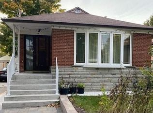 34 Crocus Dr, Toronto, ON M1R4S6