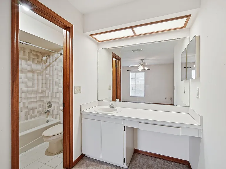 4515 Southampton Ct — Photo 19