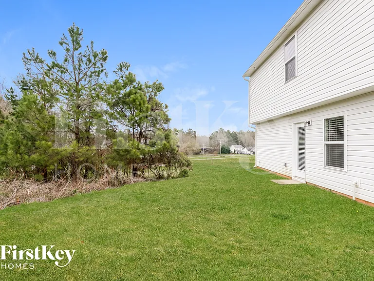 910 Park Rd — Photo 14