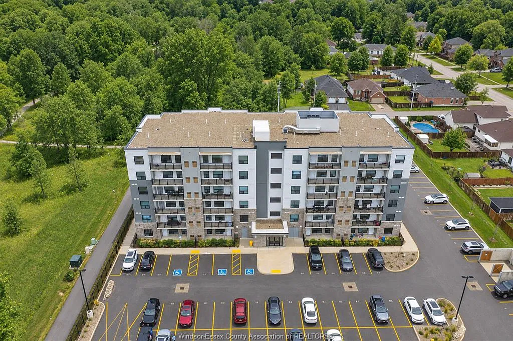 2 bed, 2.0 bath, $2,150 — Photo 2