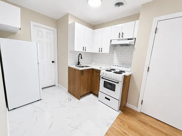 28-32 North Ave — Photo 21