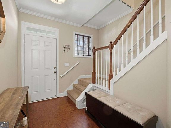 3rd image of 155 Linton Dr