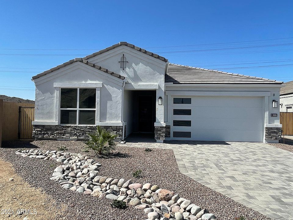 1st image of 1810 E Saguaro Park Ln