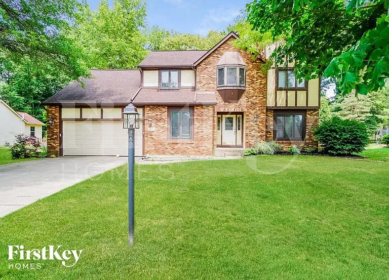 8543 Appleridge Cir — Photo 1