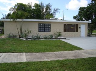 2390 NW 154th St, Miami Gardens, FL 33054