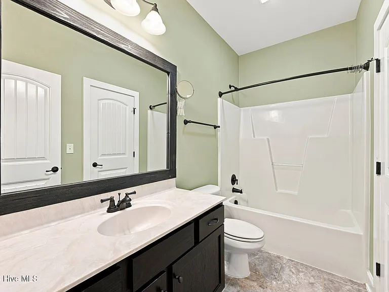 210 Station House Rd — Photo 15