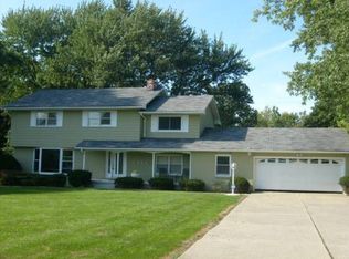 2256 W Thompson Rd, Fenton, MI 48430