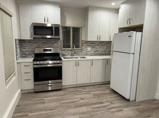10525 Jardine Ave #1/2, Sunland, CA 91040