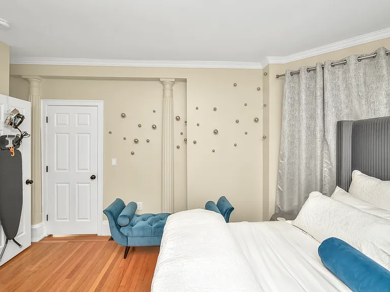 10 Pierce Ave #1 — Photo 12