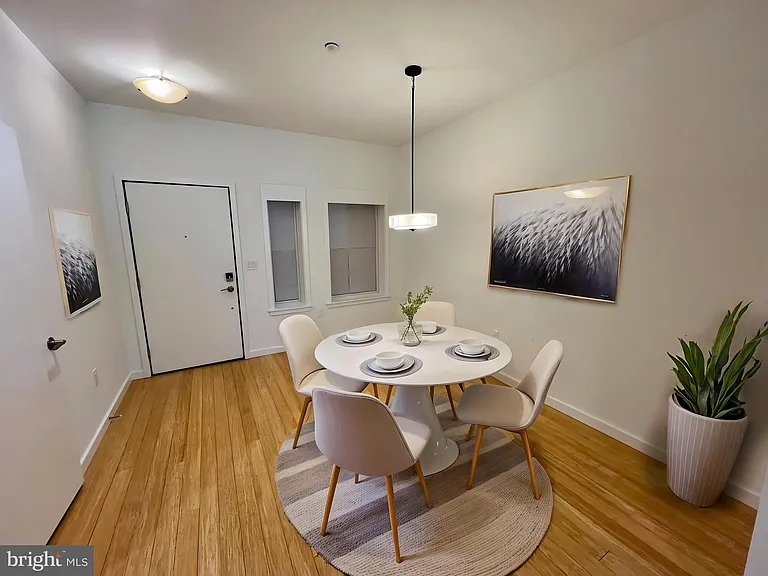 520 Carpenter Ln #28-1D — Photo 4