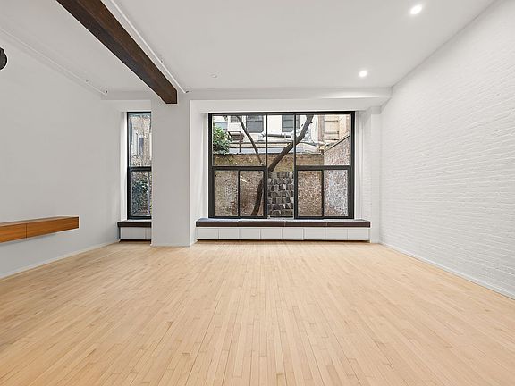 4th image of 468 W Broadway Unit 1C
