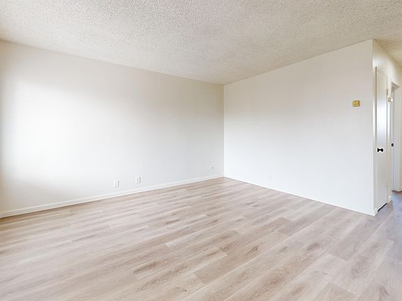 4th image of 634 Shasta St APT 8