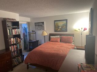930 Euclid Ave APT 101, Santa Monica, CA 90403