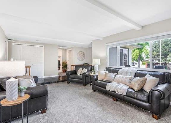 5th image of 6588A Crown Blvd