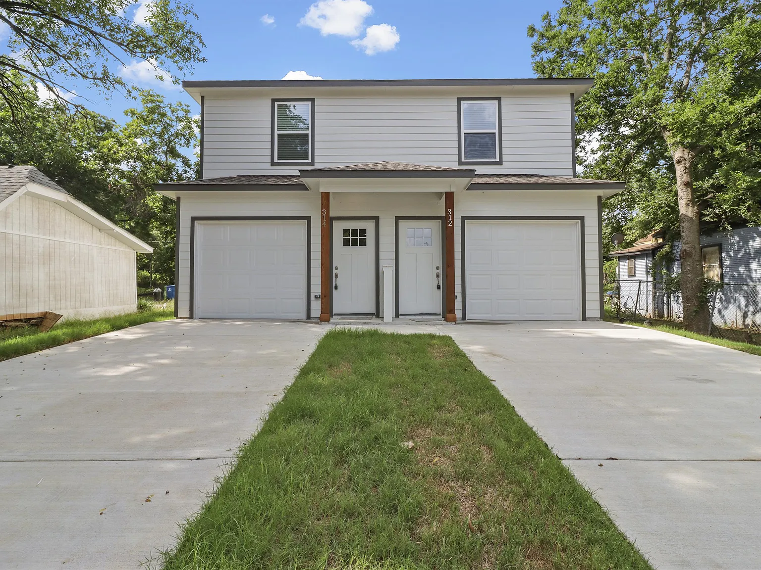 312 East Shepherd Street, Denison, TX 7 — Photo 1