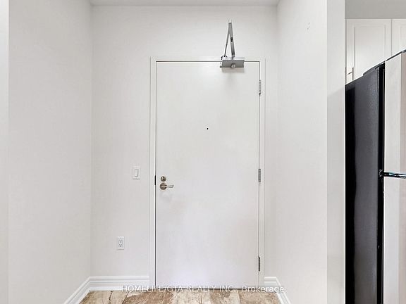 2nd image of 7325 Markham Rd #222