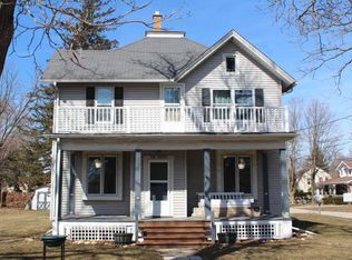 S90W22910 Rose Ave, Village Of Big Bend, WI 53103