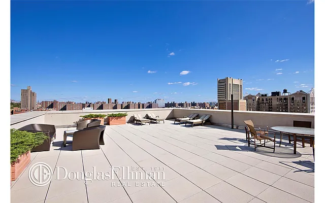 Rented by Douglas Elliman | media 24
