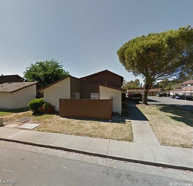1st image of 141 Del Paso Ct