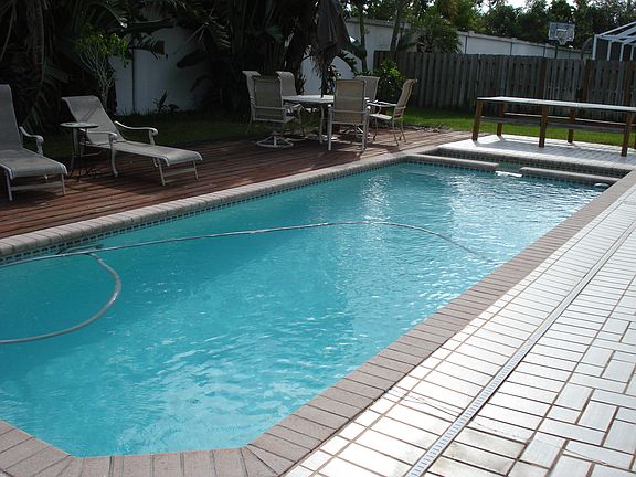 2nd image of 5550 SW 58th Ct