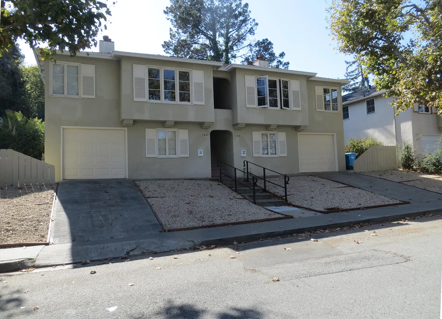 144 Elm St photo 1
