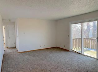 1181 S Buchanan St APT 2, Wilmington, IL 60481