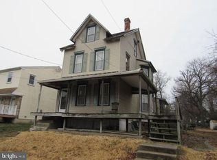 817 North St, Collingdale, PA 19023