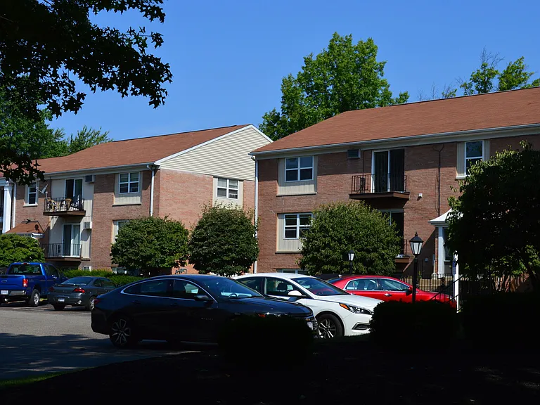 Liberty Heights — Photo 4