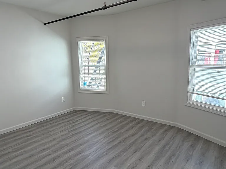 344 Blackstone St #3 — Photo 11