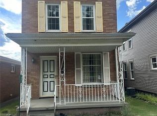 1047 Jefferson St #26037, Follansbee, WV 26037