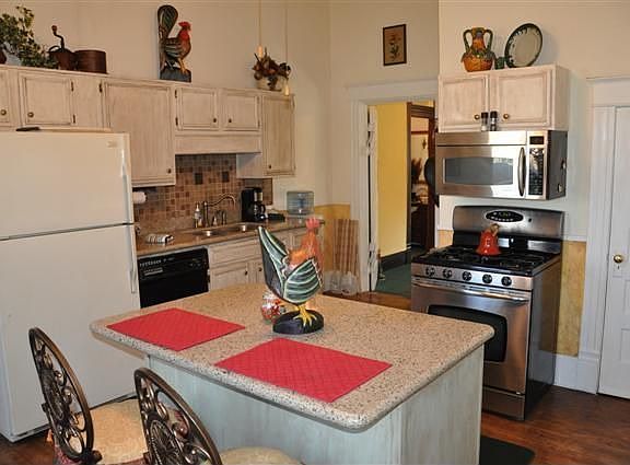 5th image of 503 Connally St