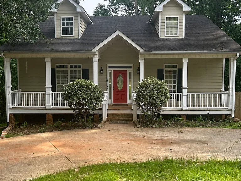 1231 Scenic Brook Trl SW — Photo 1