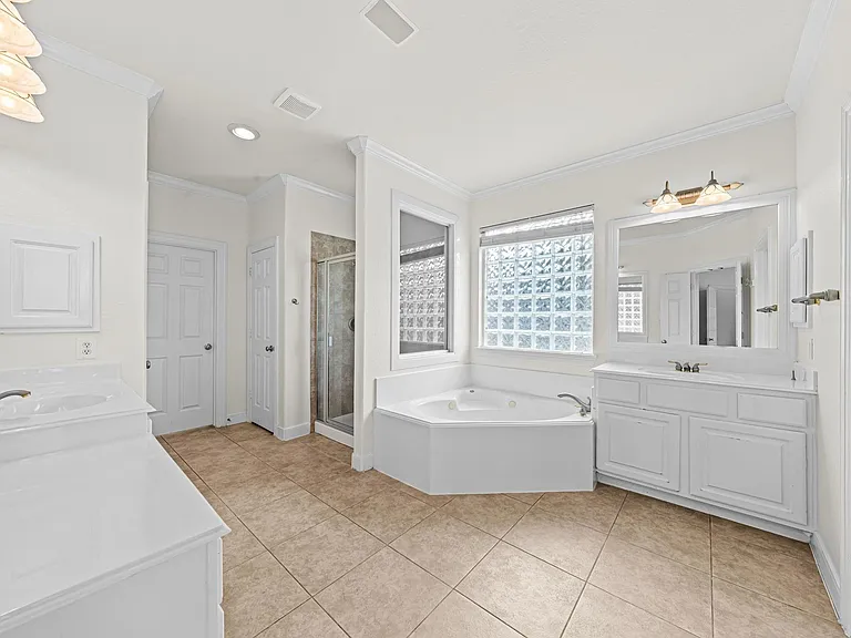 6118 Durango Bay Ln — Photo 18