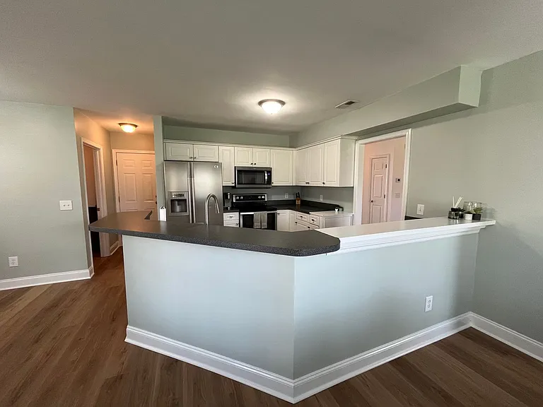 642 Hillside Dr — Photo 9