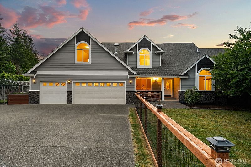 3rd image of 37804 34th Avenue E