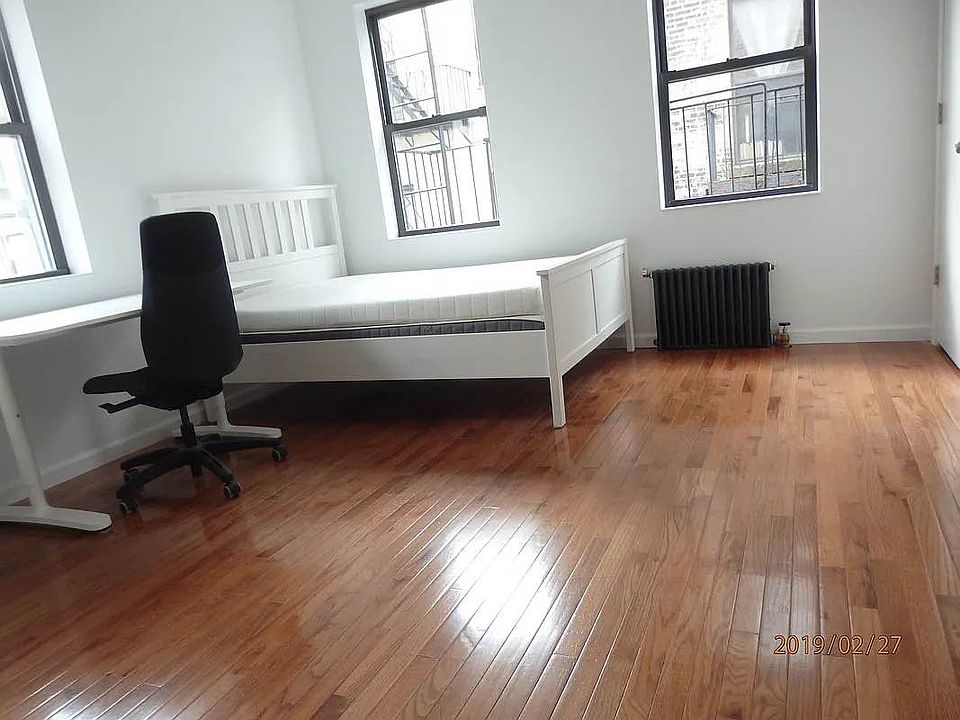1st image of 415 W 47th St APT 3A