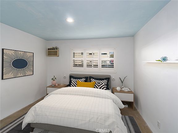 3rd image of 7129 Coldwater Canyon Ave APT 8