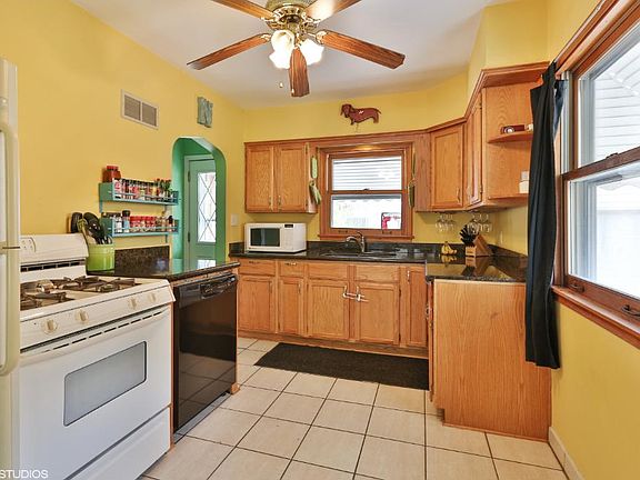 5th image of 1138 Kruse St