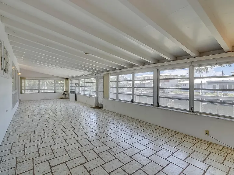 2041 Coral Reef Dr — Photo 36