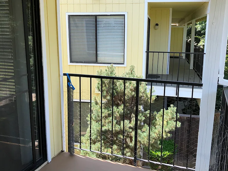 1311 W Century Blvd #0 — Photo 9