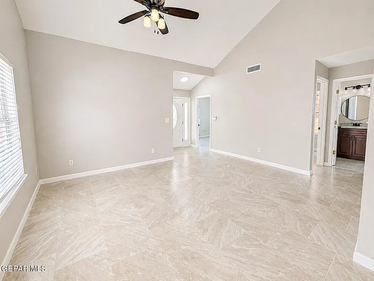 11409 Chickasaw Dr — Photo 7