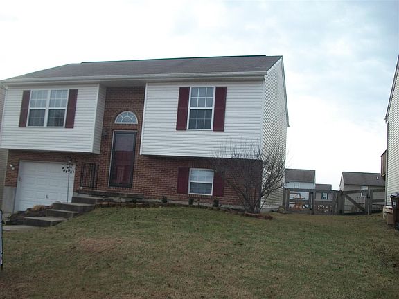 2nd image of 611 Branch Ct