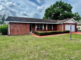 4007 Highgate Dr, Valrico, FL 33594