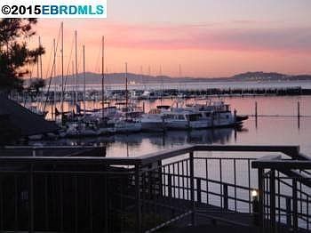 2nd image of 6 Admiral Dr #A372